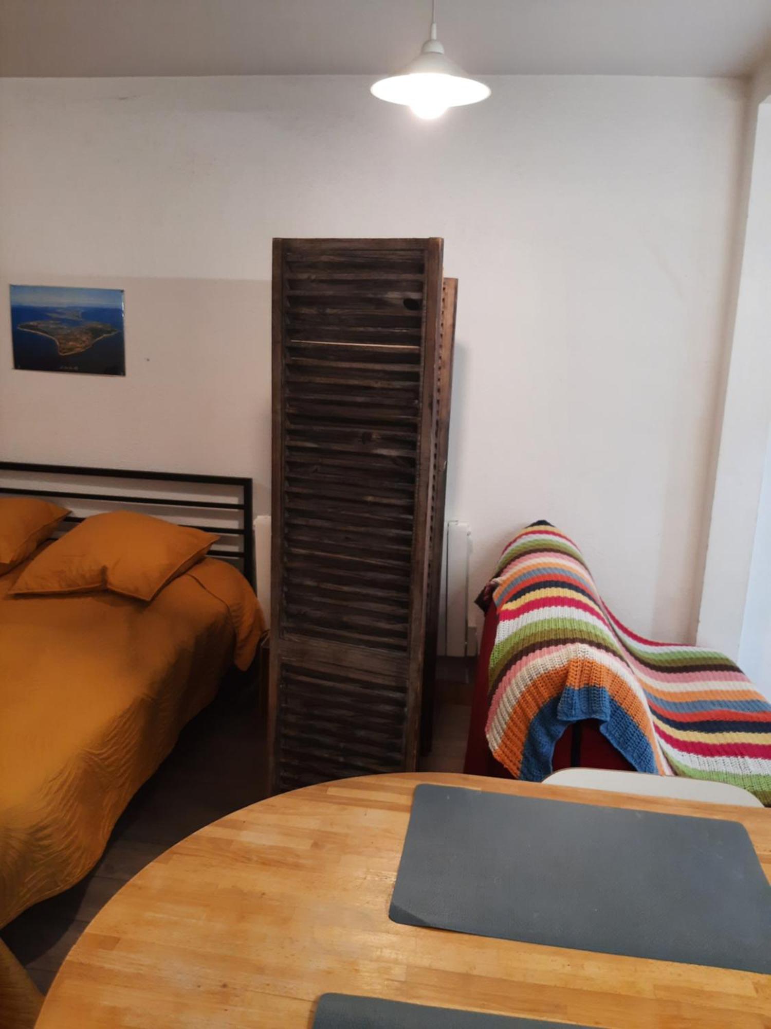 Duplex14H 1Er Etage Jardinet 1 Parking Ou Studio14B Rdc Terrasse Sans Parking ลาโรแชล ภายนอก รูปภาพ