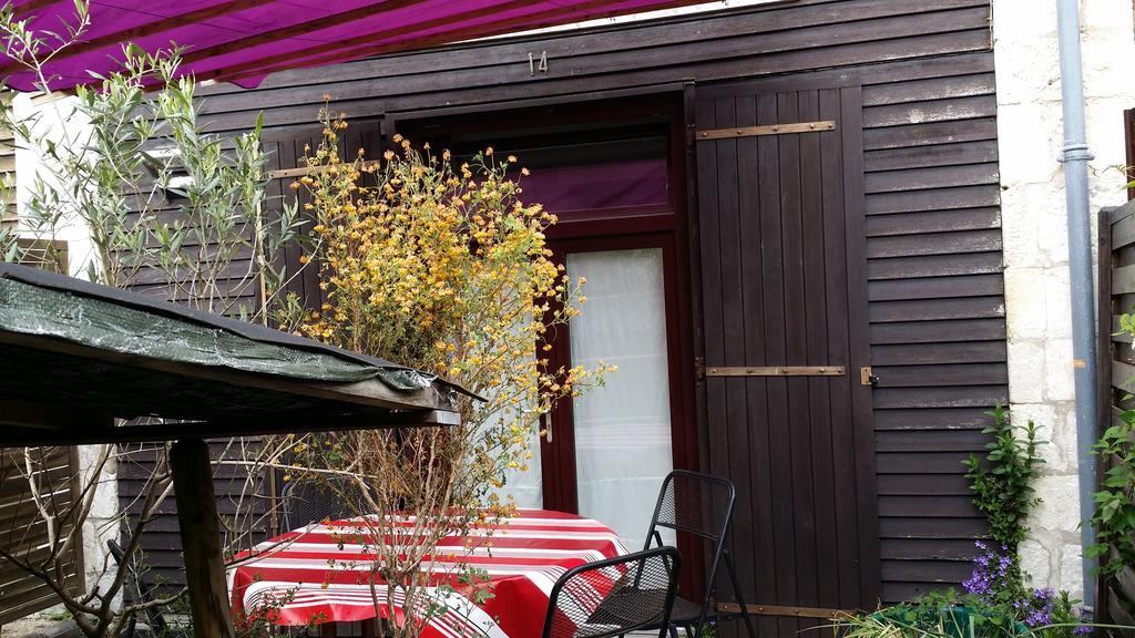 Duplex14H 1Er Etage Jardinet 1 Parking Ou Studio14B Rdc Terrasse Sans Parking ลาโรแชล ภายนอก รูปภาพ
