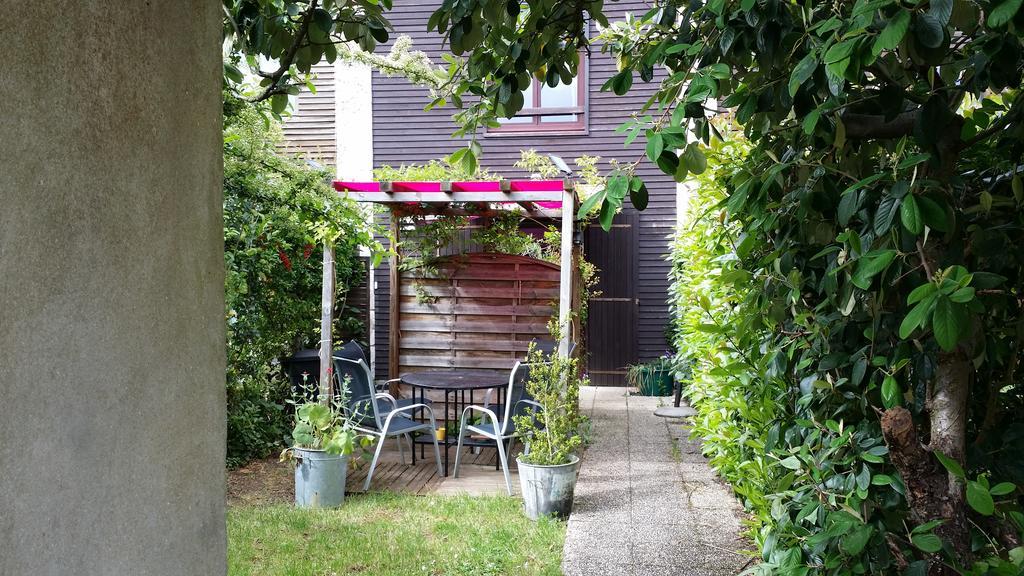Duplex14H 1Er Etage Jardinet 1 Parking Ou Studio14B Rdc Terrasse Sans Parking ลาโรแชล ภายนอก รูปภาพ